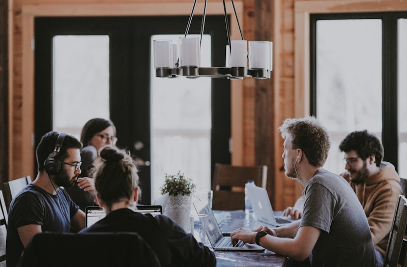  Comment évaluer un consultant IA freelance avant de signer